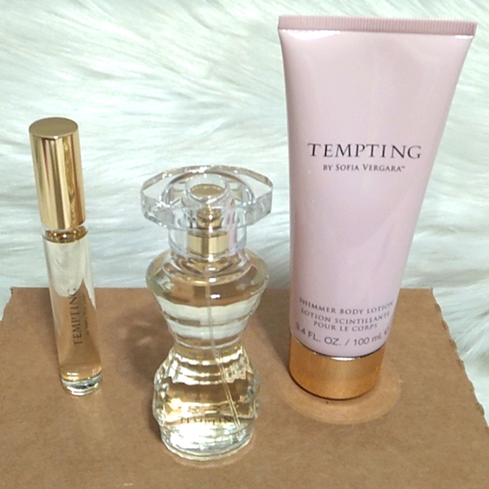 Sofia Vergara Tempting Bundle Never Used